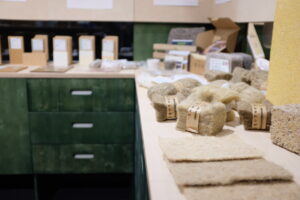 conférence d'Alia Bengana: penser par la matière