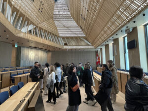 Walk&talk visite de la Salle du grand conseil avec les étudiants HEAD bachelor AI